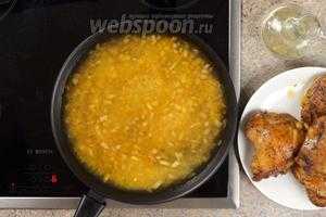 Рис с курицей на сковороде 