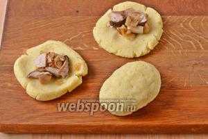 Зразы картофельные с грибами в духовке 