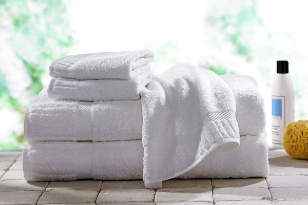 15 способов, как отстирать кухонные полотенца от застарелых пятен и запаха