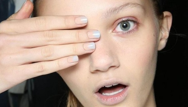 12 ошибок при нанесении теней, способных испортить весь макияж