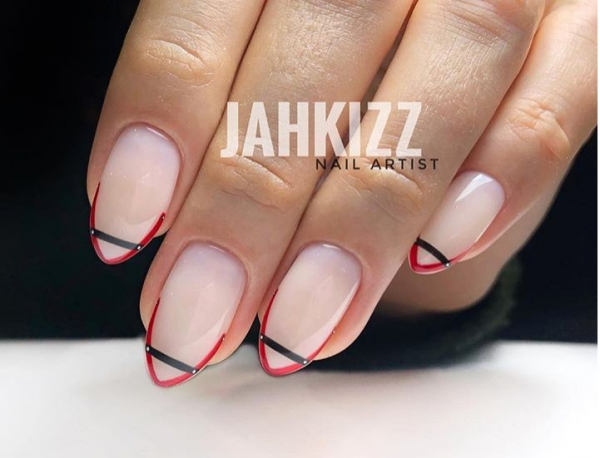 Лаконичный маникюр: 40 идей, которые прекрасно сочетаются с повседневными образами