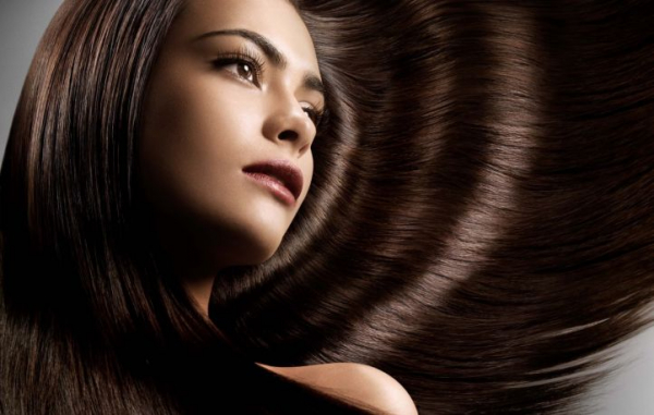 10 вредных привычек, которые портят ваши волосы