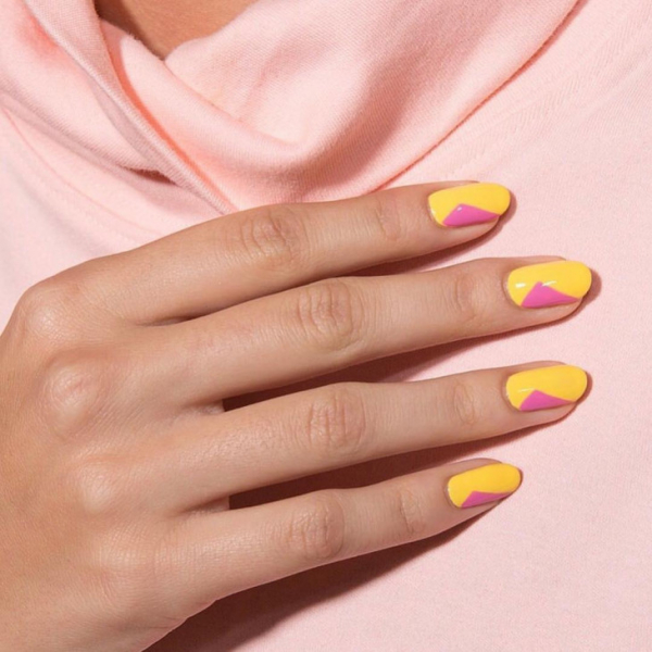 Лаконичный маникюр: 40 идей, которые прекрасно сочетаются с повседневными образами