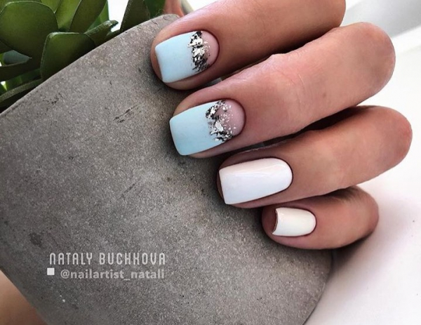 Лаконичный маникюр: 40 идей, которые прекрасно сочетаются с повседневными образами