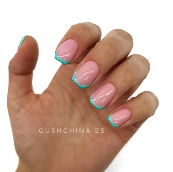 Лаконичный маникюр: 40 идей, которые прекрасно сочетаются с повседневными образами