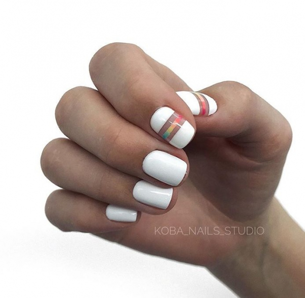 Лаконичный маникюр: 40 идей, которые прекрасно сочетаются с повседневными образами