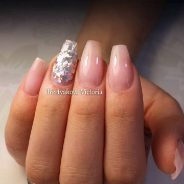 Свадебный дизайн ногтей: лучшие фото-новинки 2020-2021