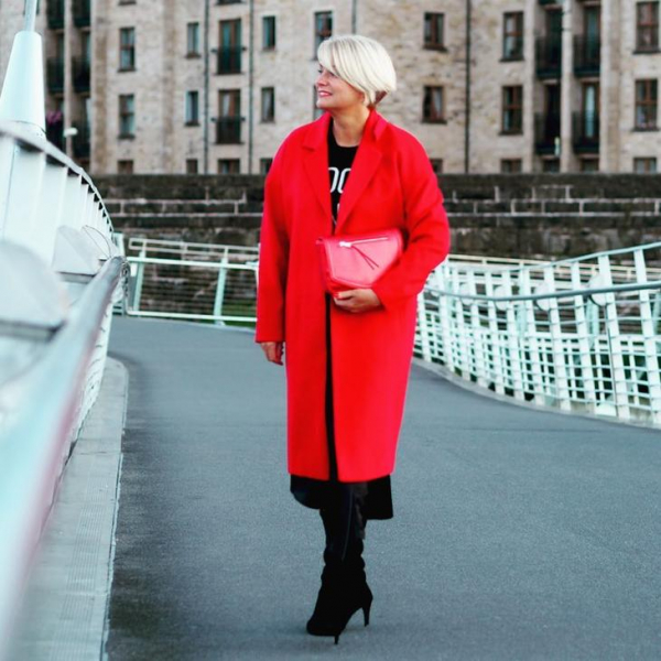 20 стильных идей с чем носить пальто женщинам 40-50 лет