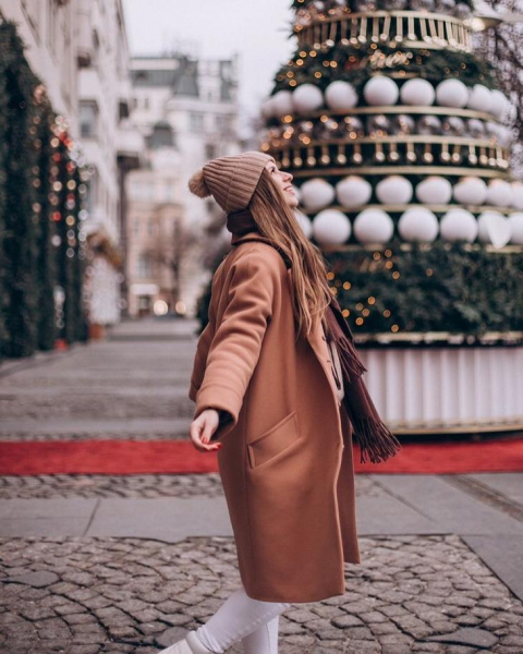 Коричневое пальто: 18 стильных луков, которые стоит взять на заметку