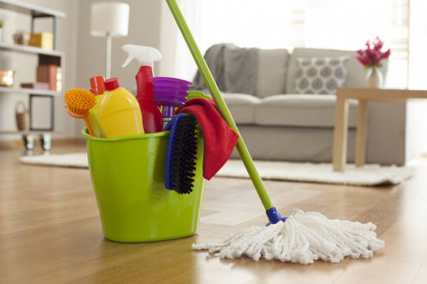 Как нужно мыть полы в доме, чтобы не накликать чего-нибудь нехорошего?
