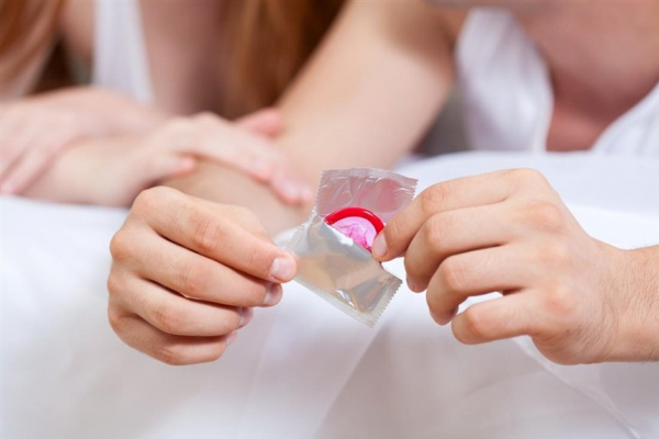 Забеременеть с презервативом: миф или реальная опасность?